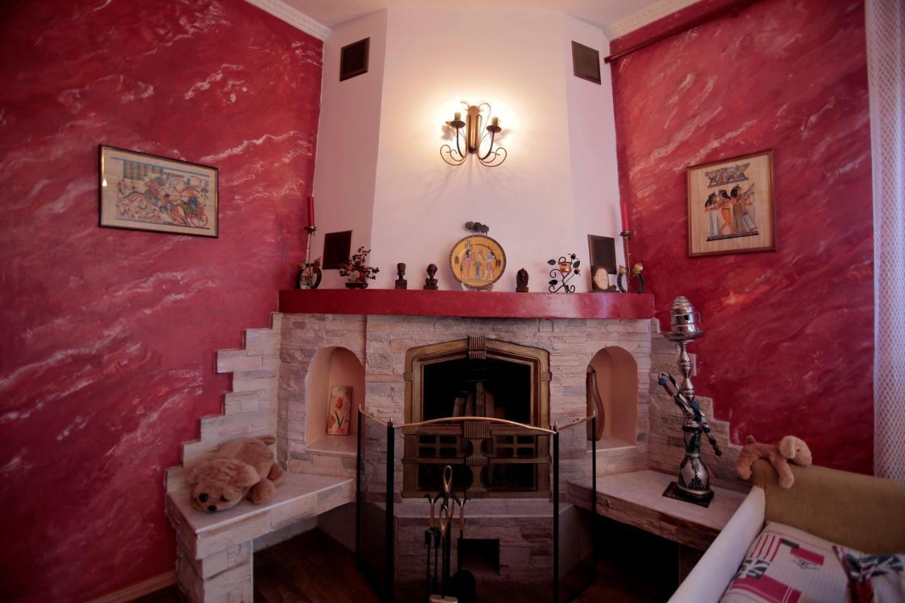 Guest House Kamenny Dom Karolino-Buhaz Esterno foto