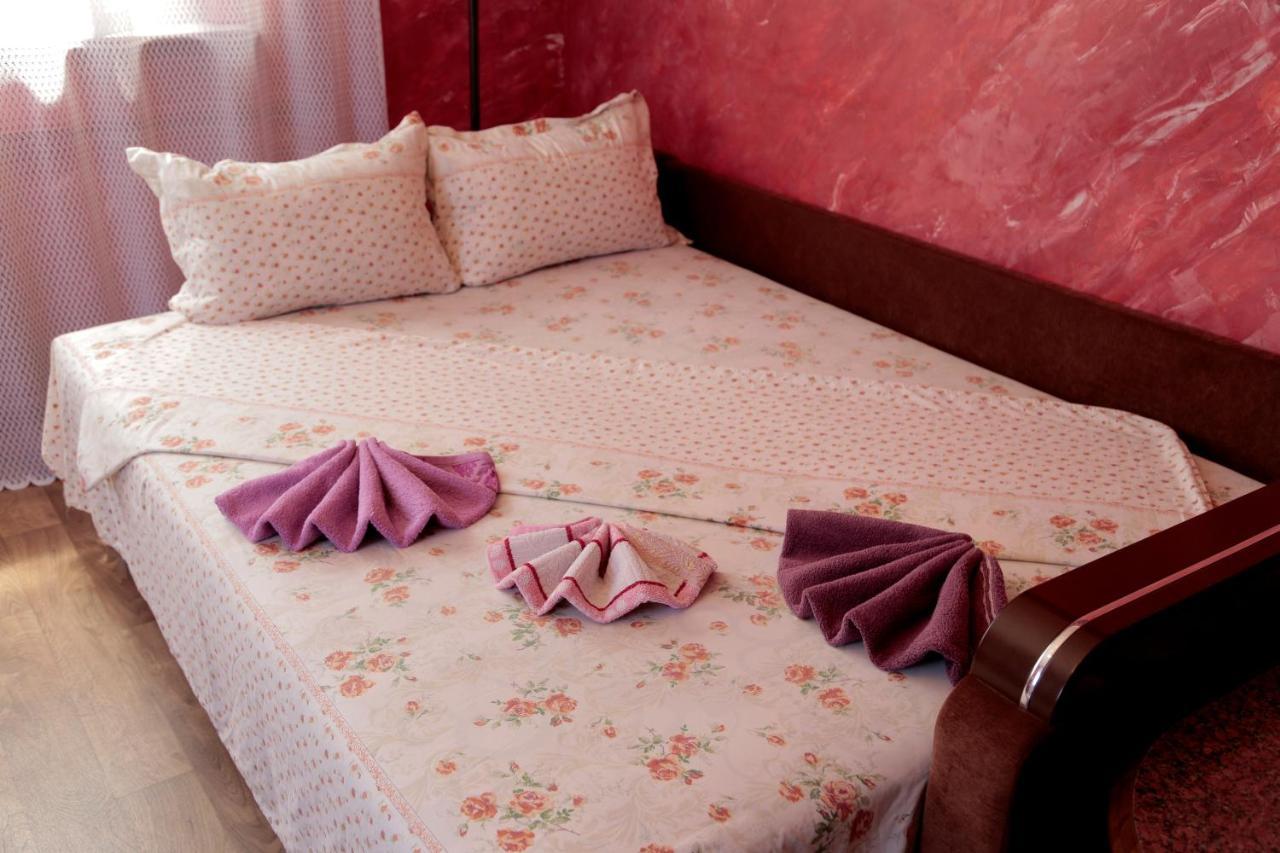 Guest House Kamenny Dom Karolino-Buhaz Esterno foto