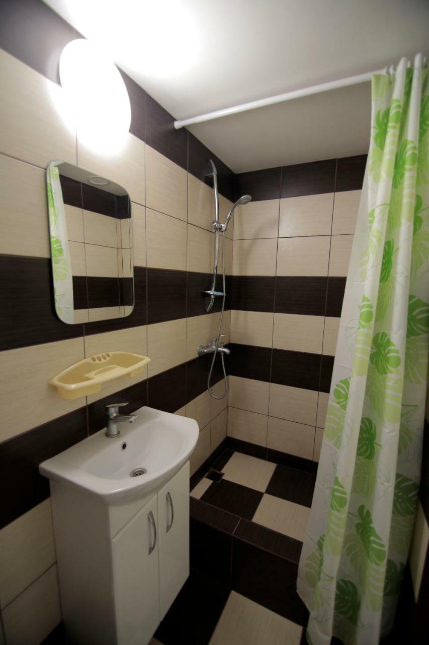Guest House Kamenny Dom Karolino-Buhaz Esterno foto