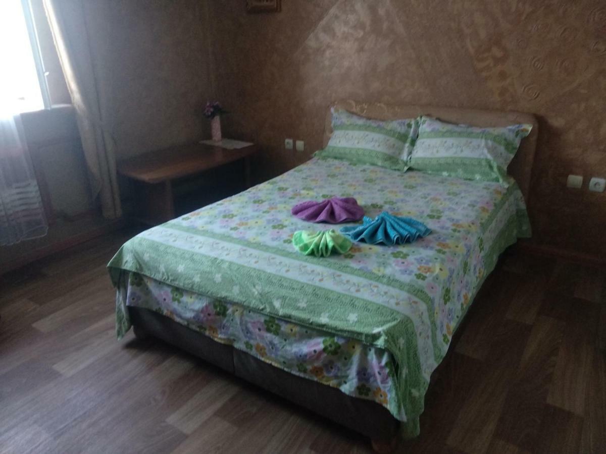 Guest House Kamenny Dom Karolino-Buhaz Esterno foto